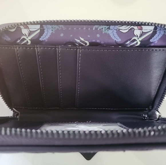 Licensed Loungefly Disney Villains Ursula Scene Printed Zip Wallet - Picture 3 of 6